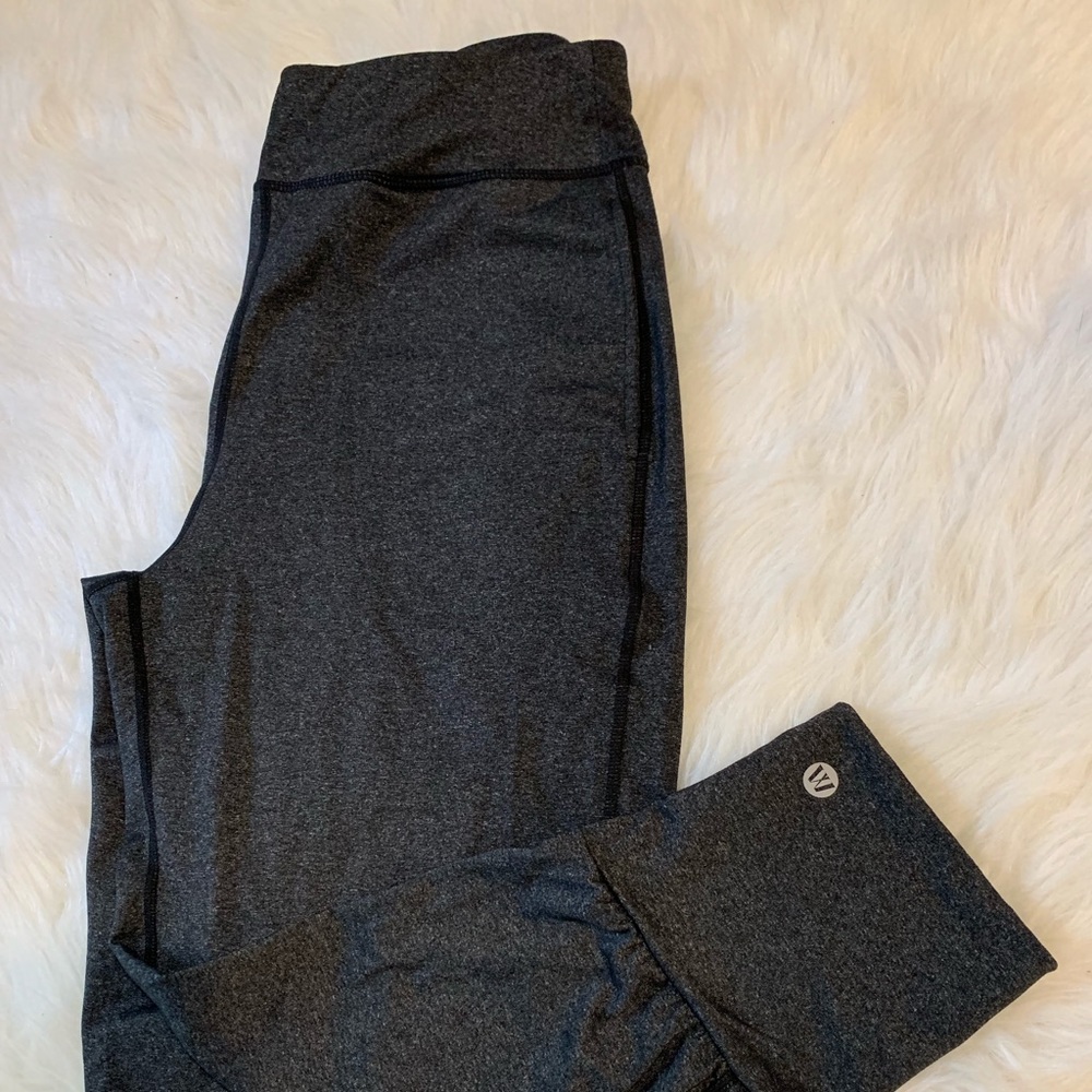 Capri yoga pants